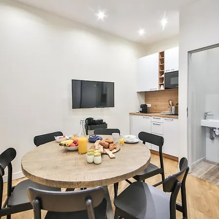 Triplex-6pers-porte Maillot-arcdetriomphe-paris17 Lägenhet Paris